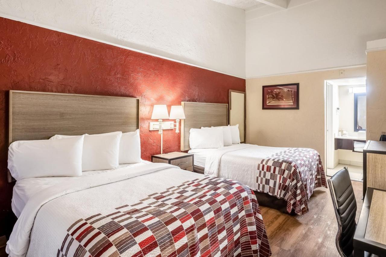 Red Roof Inn Tampa Bay - Αγία Πετρούπολη Εξωτερικό φωτογραφία