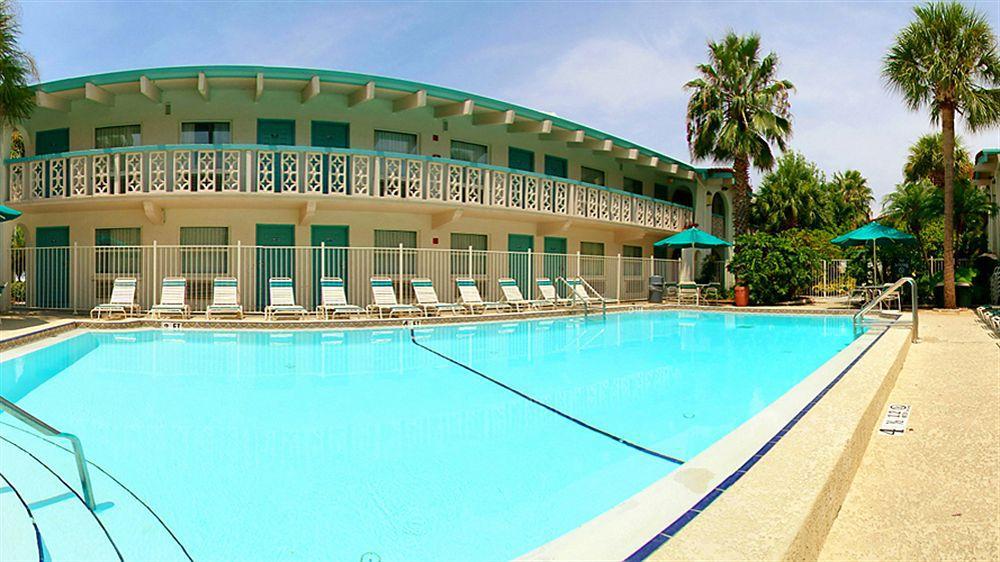 Red Roof Inn Tampa Bay - Αγία Πετρούπολη Εξωτερικό φωτογραφία