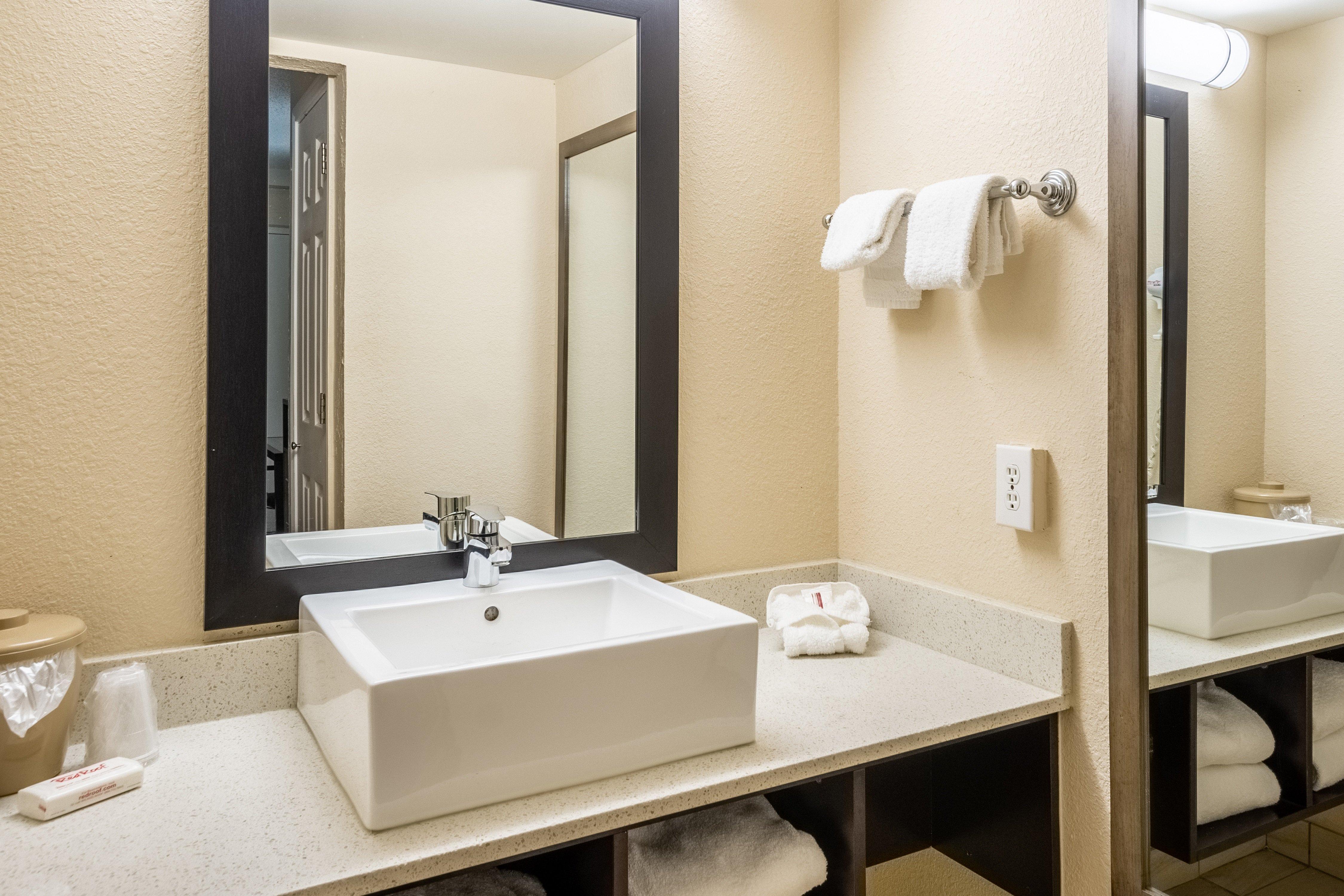 Red Roof Inn Tampa Bay - Αγία Πετρούπολη Εξωτερικό φωτογραφία
