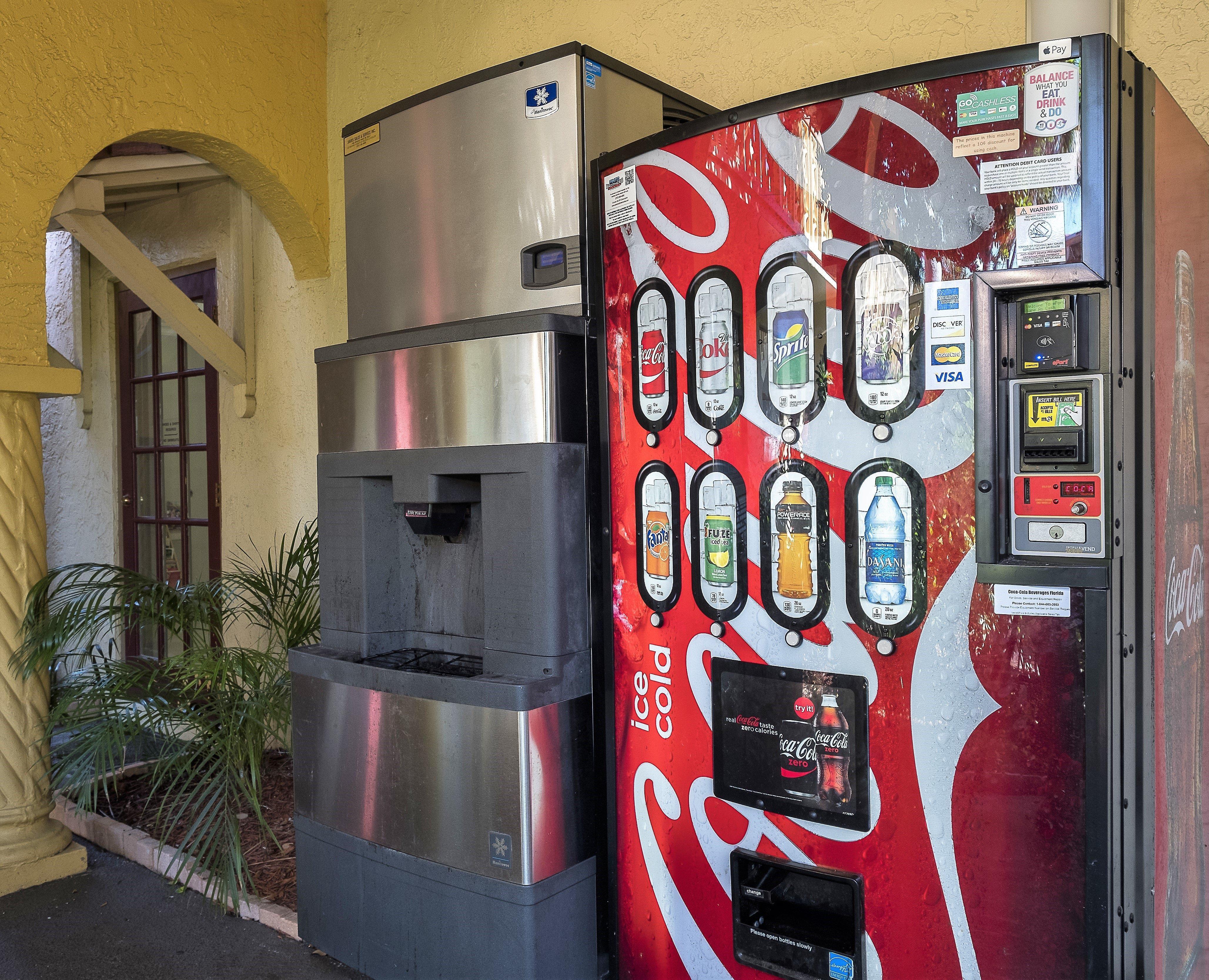 Red Roof Inn Tampa Bay - Αγία Πετρούπολη Εξωτερικό φωτογραφία